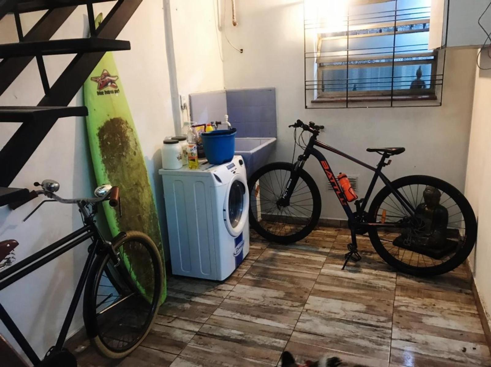 CASA DE 3 AMBIENTES EN VENTA EN QUILMES OESTE — foto 9