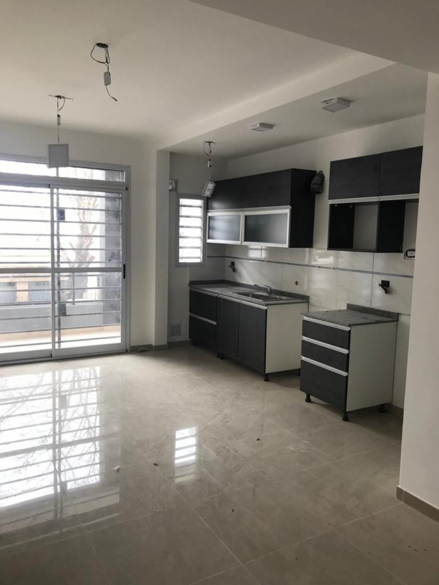 SEMIPISO A ESTRENAR 3 AMBIENTES EN QUILMES OESTE — foto 3