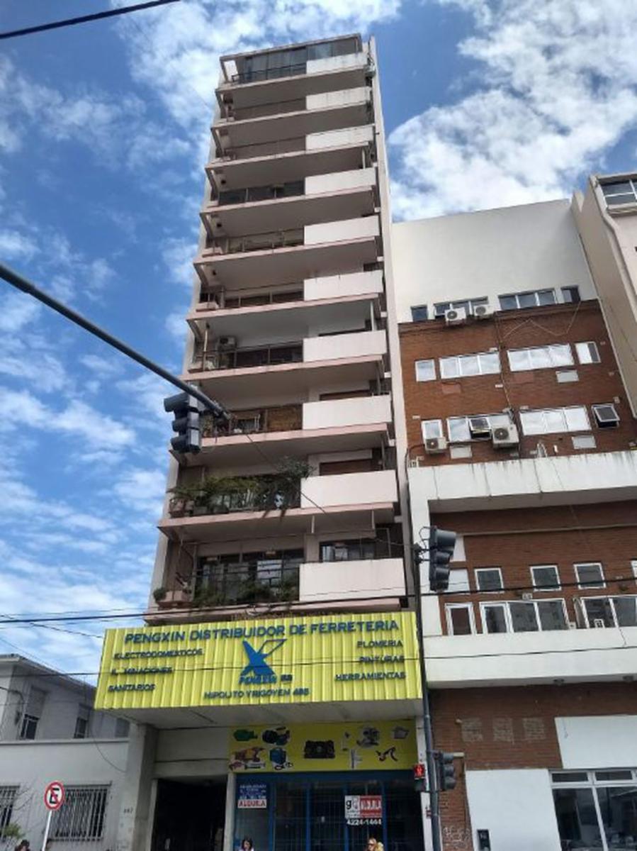 Excelente depto de 4 ambientes en Quilmes Centro