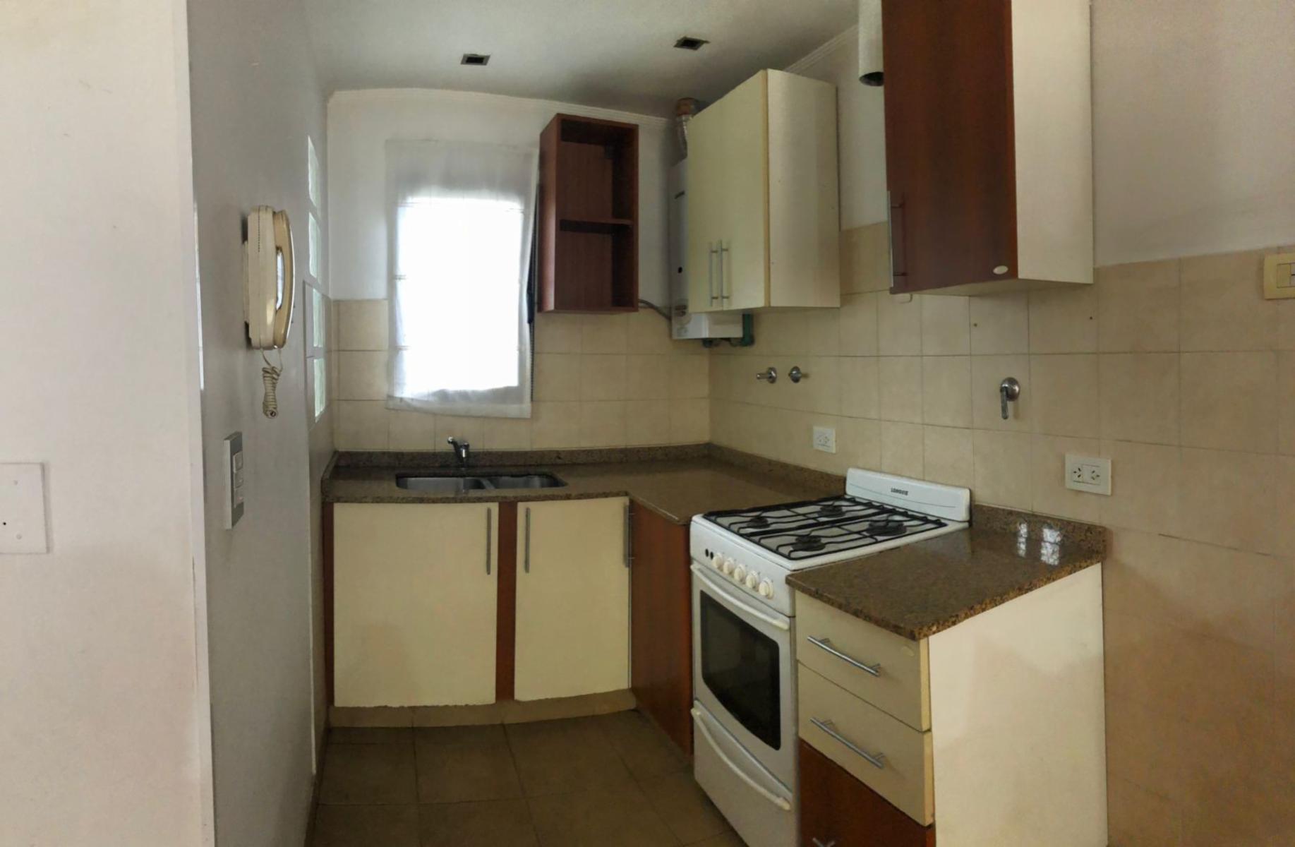Duplex 3 ambientes en Quilmes - 8
