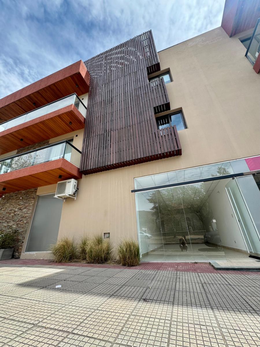 Local Comercial 70 m2 Edificio L’hirondellle , La Falda, Córdoba - 1