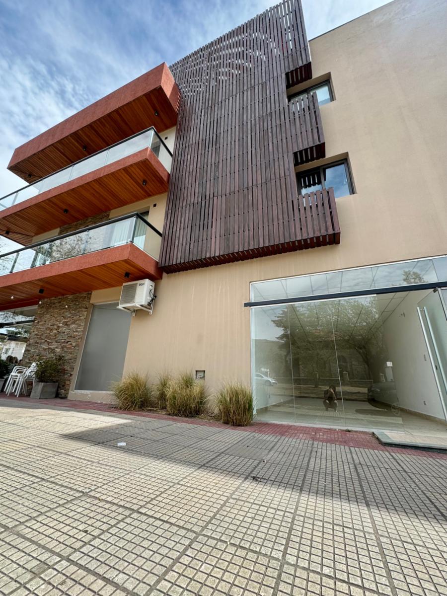 Local Comercial 70 m2 Edificio L’hirondellle , La Falda, Córdoba - 3