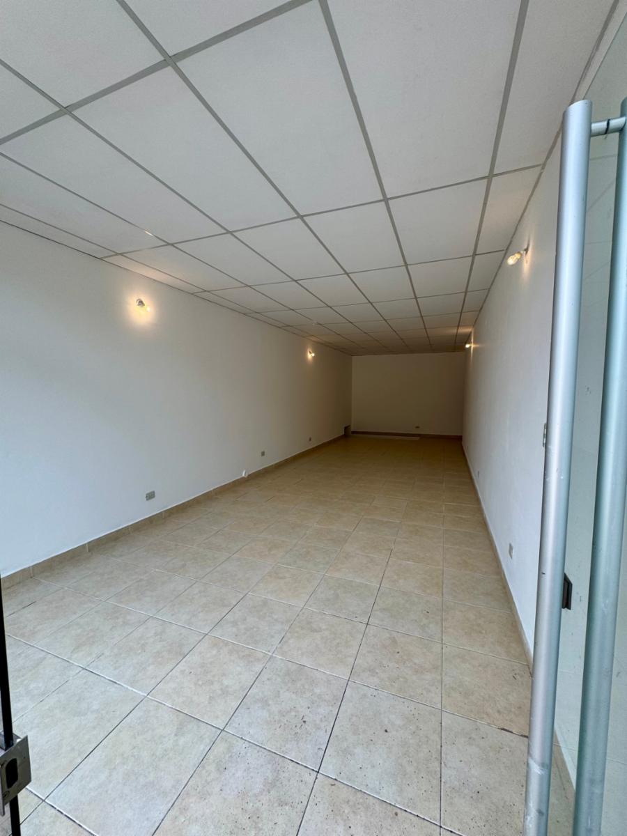 Local Comercial 70 m2 Edificio L’hirondellle , La Falda, Córdoba - 9