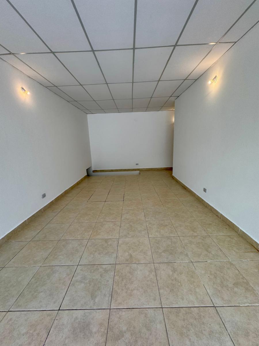 Local Comercial 70 m2 Edificio L’hirondellle , La Falda, Córdoba - 11