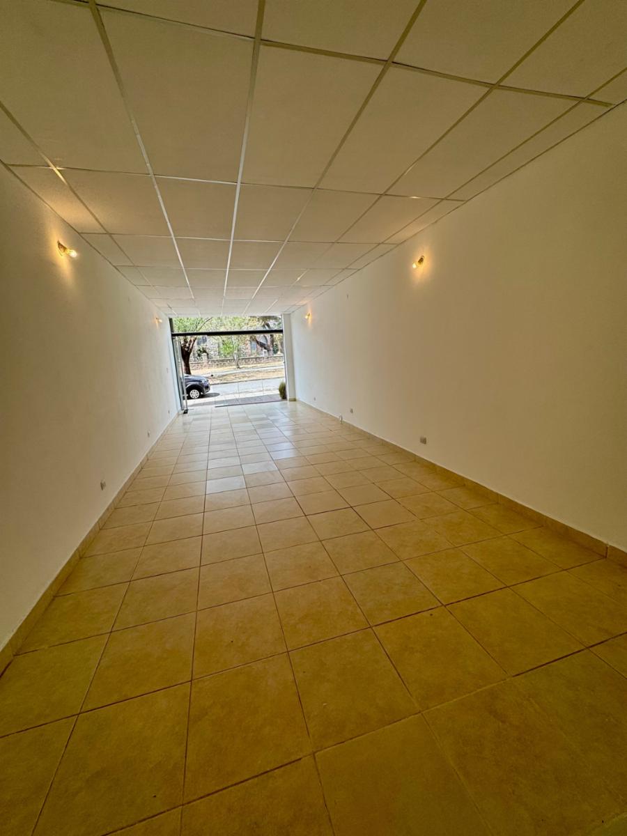 Local Comercial 70 m2 Edificio L’hirondellle , La Falda, Córdoba - 12