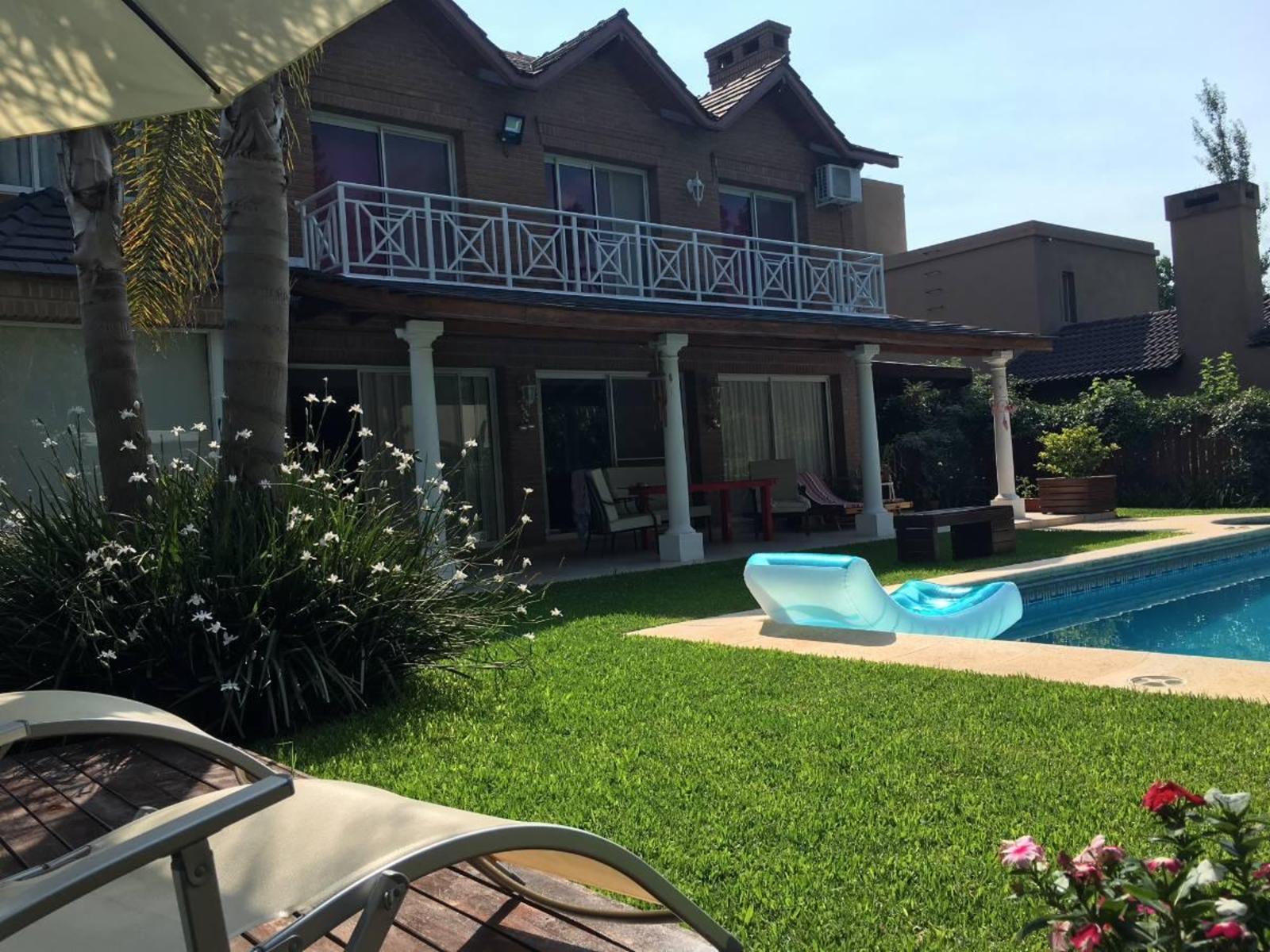 APTA CRÉDITO. Fincas de Maschwitz. Hermoso chalet en excelente estado c/piscina — foto 2