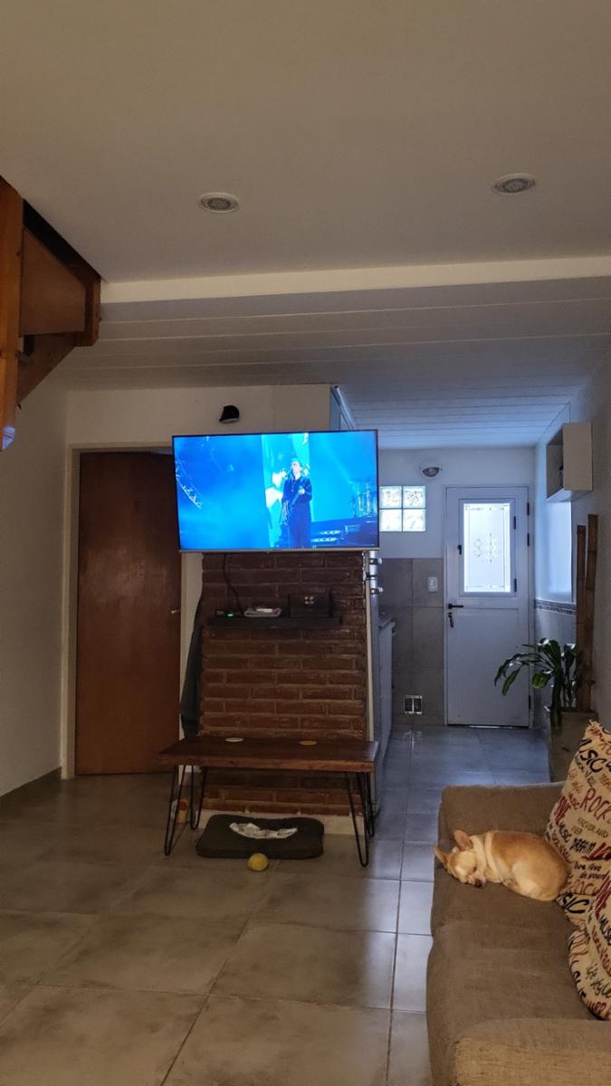 Excelente duplex de 2 1/2 ambientes con patio y cochera. — foto 8
