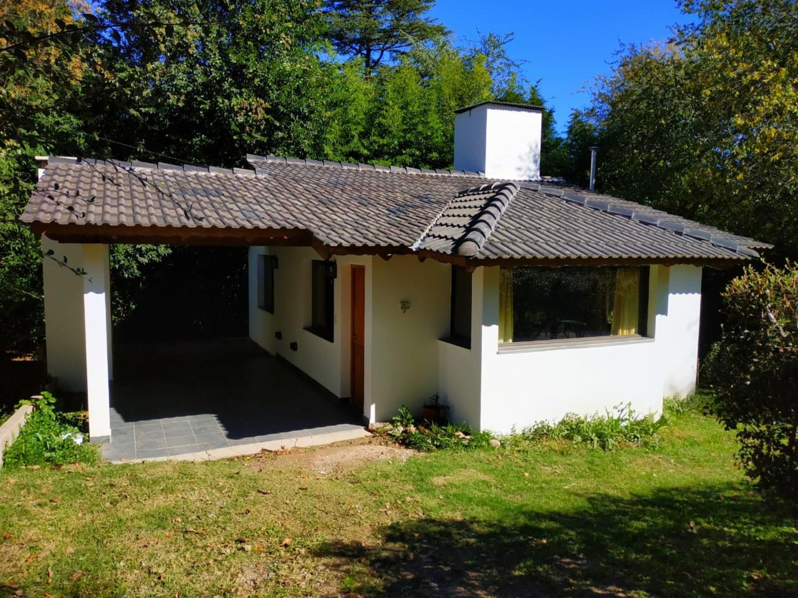 2 CASAS Y 2 DEPARTAMENTOS EN EXCELENTE ESTADO, EN UN TERRENO DE 950 METROS. PEGADO AL CENTRO. NO SE VENDE POR SEPARADO. https://youtu.be/LPhbAYXXcH8 — foto 2