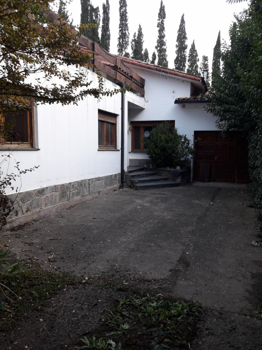 EXCELENTE PROPIEDAD CON PARQUE Y PISCINA. — foto 15