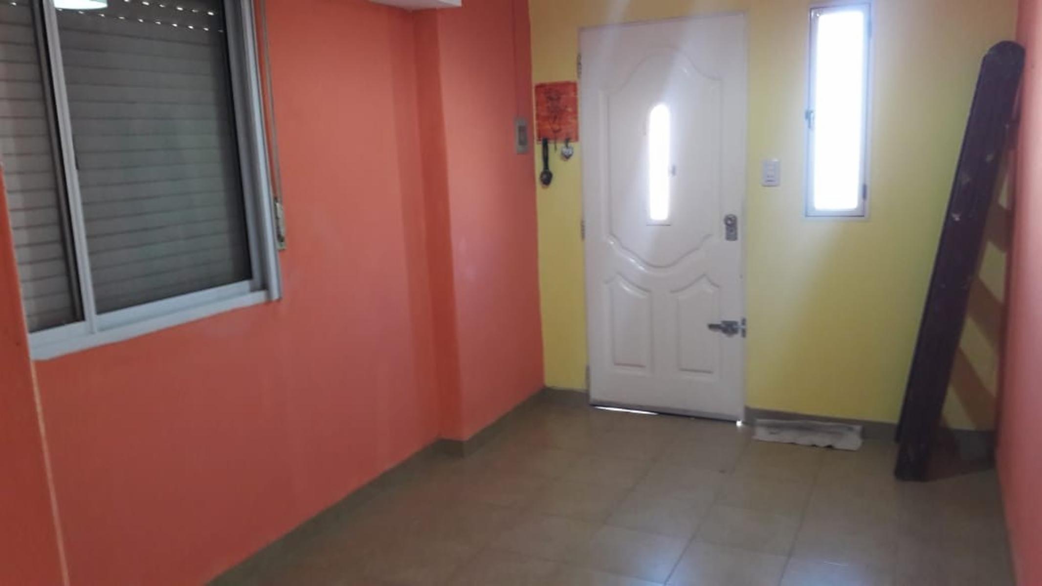 Casa de 4 ambientes en Ballester. — foto 3