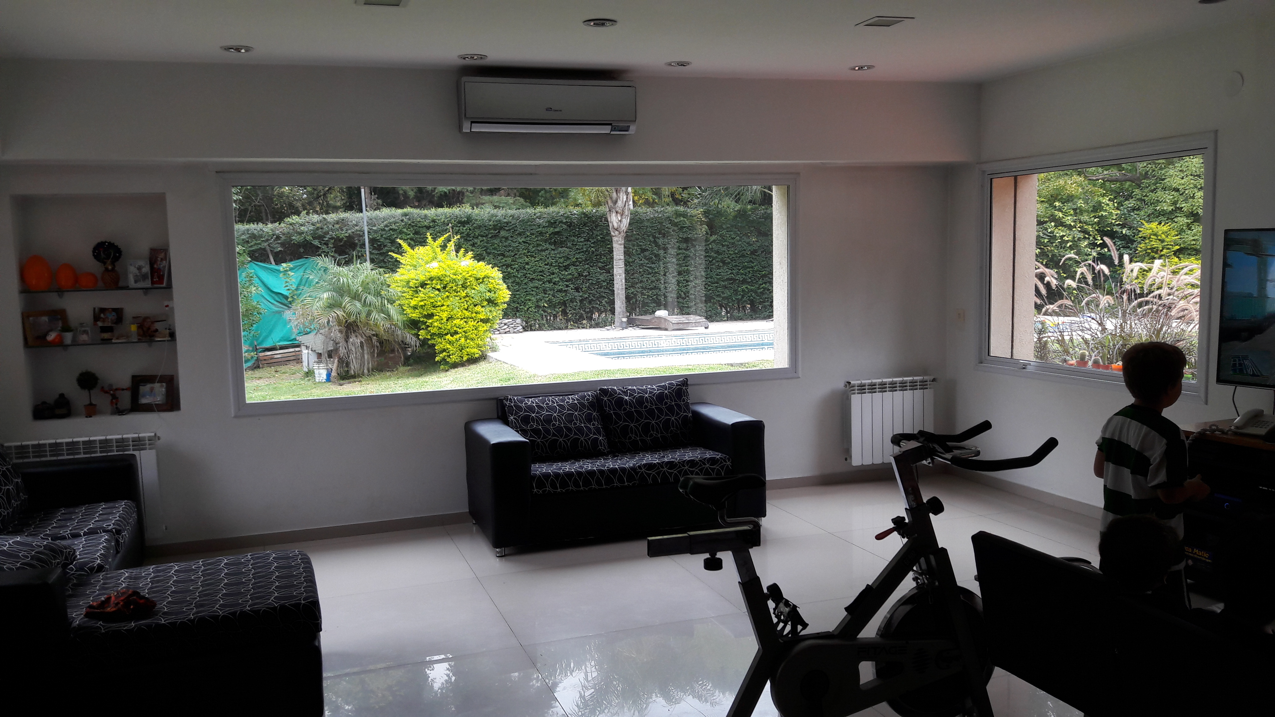 CASA SOBRE PARQUE 1400m2. NUEVA - S/ASF- excel. z/resid. ACC. OESTE gas nat. y serv. NOVOA PROPIEDADES — foto 2