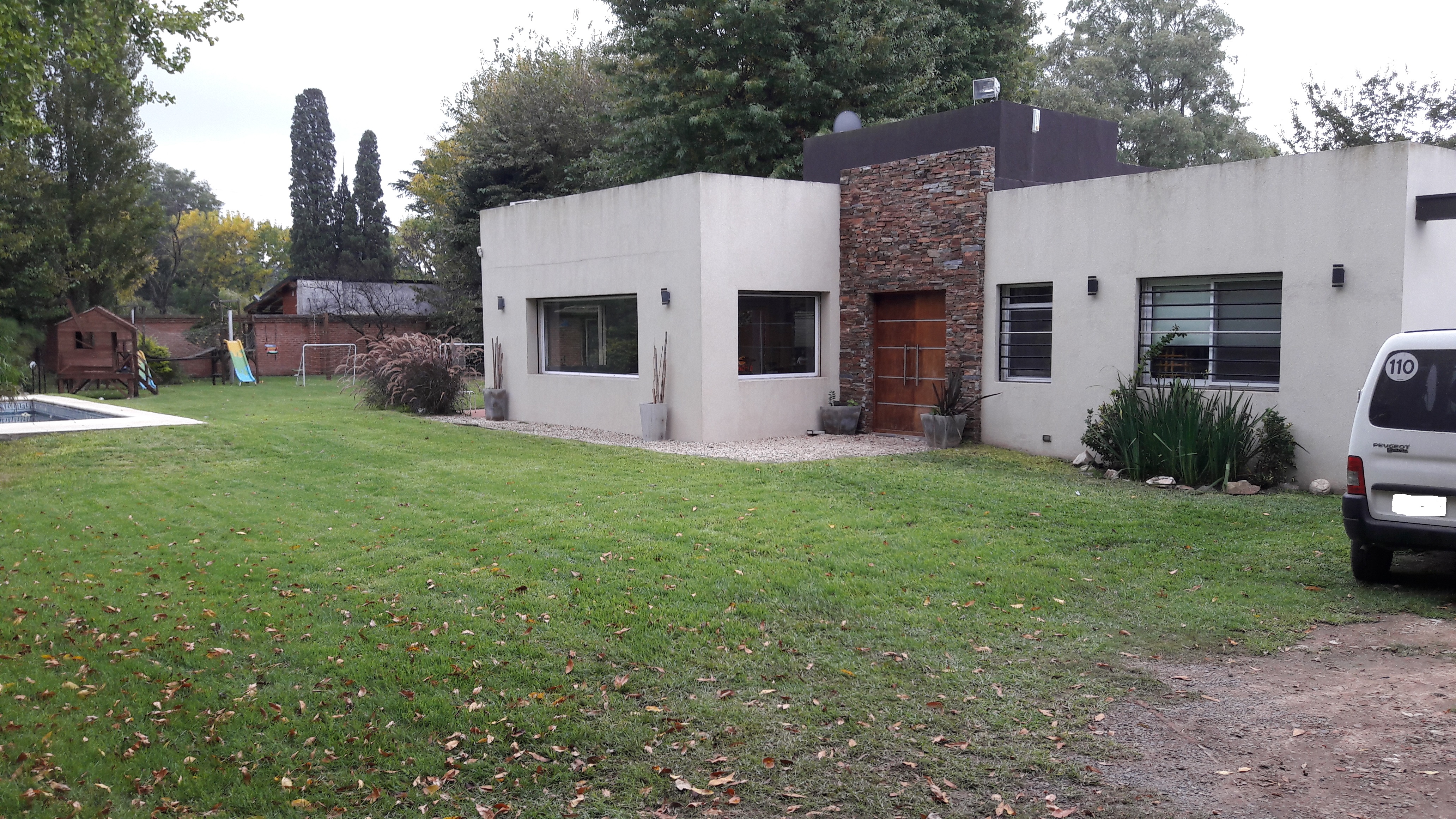 CASA SOBRE PARQUE 1400m2. NUEVA - S/ASF- excel. z/resid. ACC. OESTE gas nat. y serv. NOVOA PROPIEDADES — foto 11