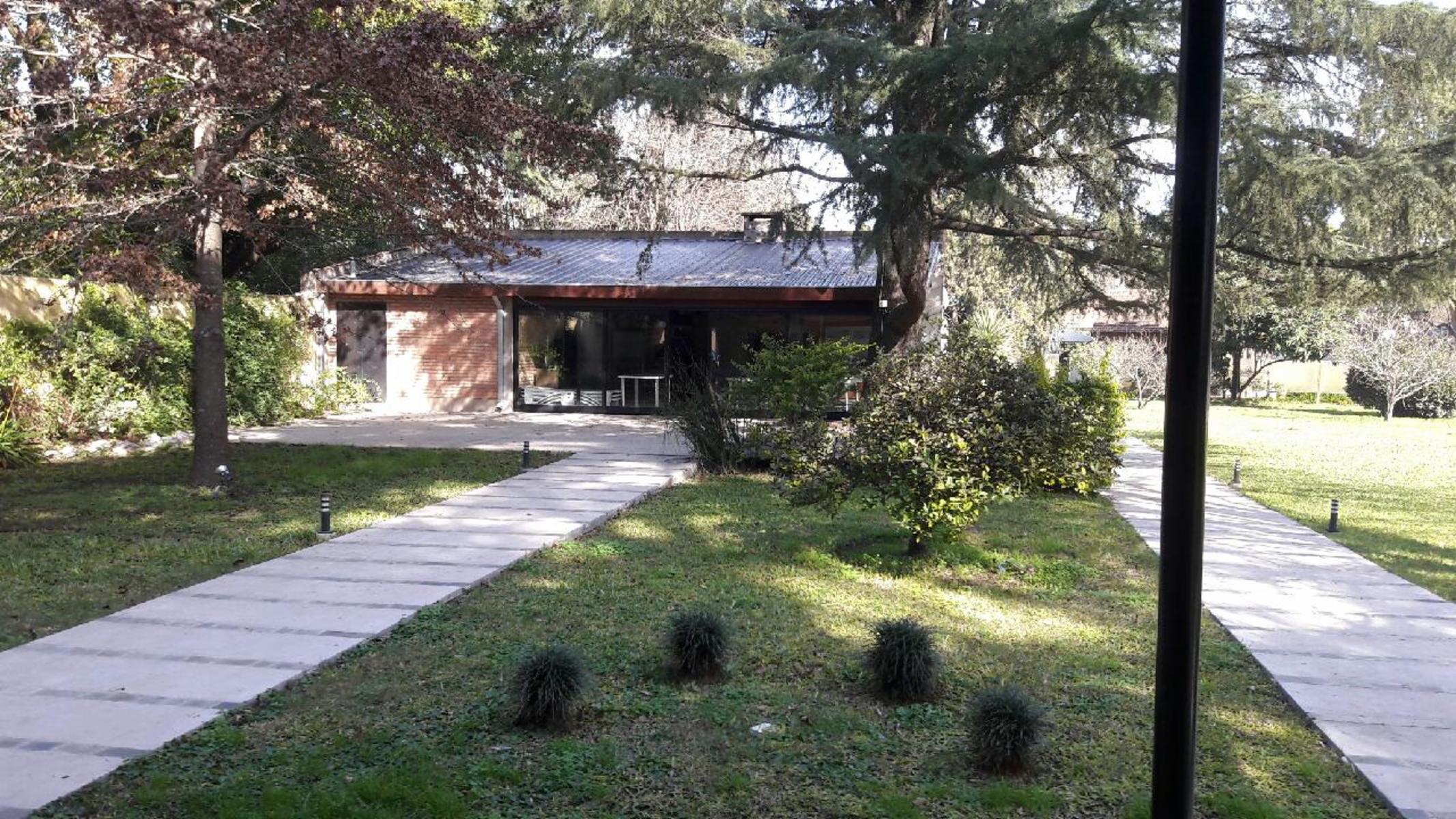CASA QUINTA moderna pract. a estrenar 4780 m2 arbol. añosa 8 amb. novoa propiedades — foto 6