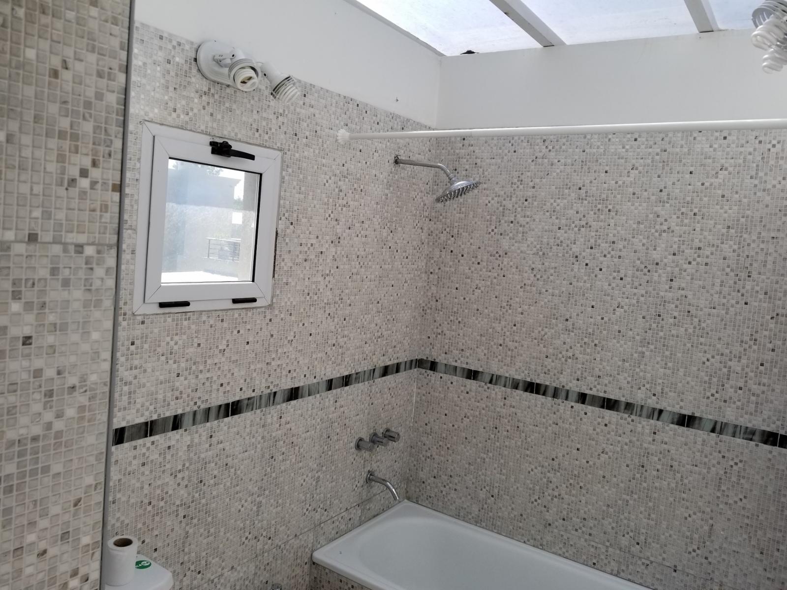 CASA A ESTRENAR BO. PRIVADO. 6 AMBIENTES A METROS ACC. OESTE NOVOA PROPIEDADES — foto 10
