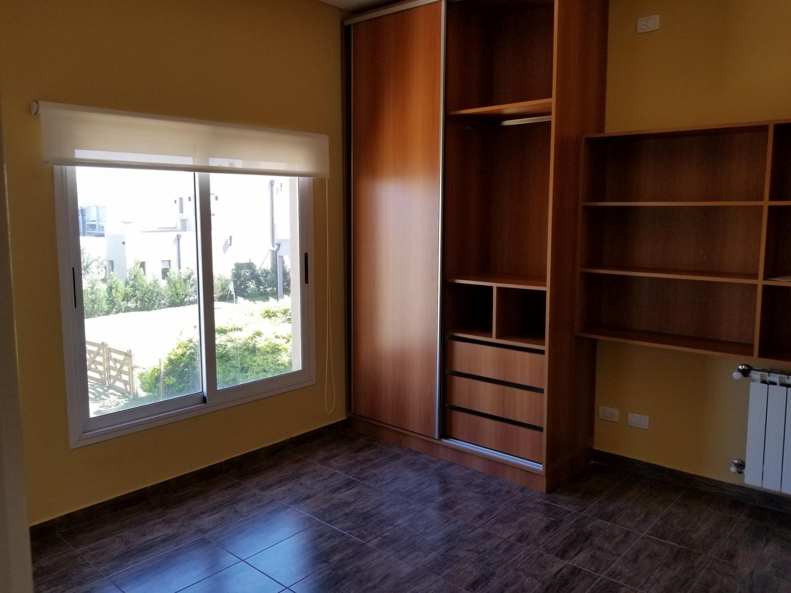 CASA A ESTRENAR BO. PRIVADO. 6 AMBIENTES A METROS ACC. OESTE NOVOA PROPIEDADES — foto 14