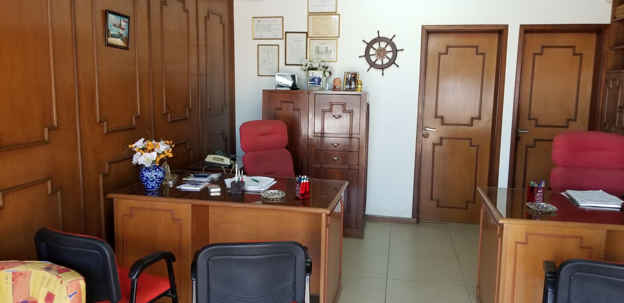 OFICINA COMERCIAL APTA DISTINTOS DESTINOS HABILITACIÓN DEFINITIVA RUBRO INMOBILIARIA DESDE HACE 46 AÑOS ACTIVA EN EL mercado - 1