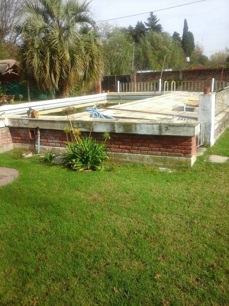 CHALET SOBRE 850 m2. CON OPCIÓN MAS 850 m2. PILETA - NOVOA PROPIEDADES — foto 3