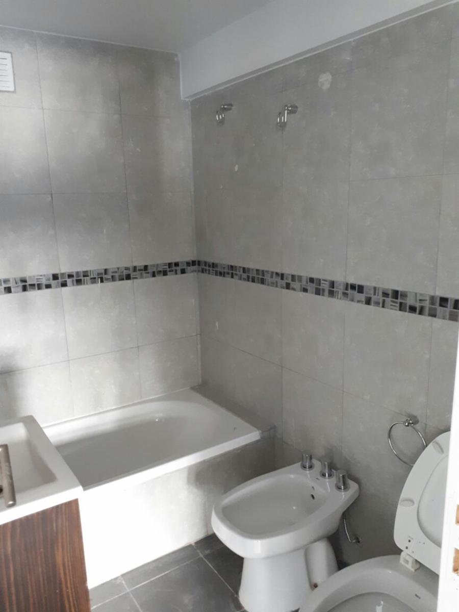 Departamento a estrenar 1 dormitorio, zeballos 1900. Buena calidad, excelente zona. — foto 3