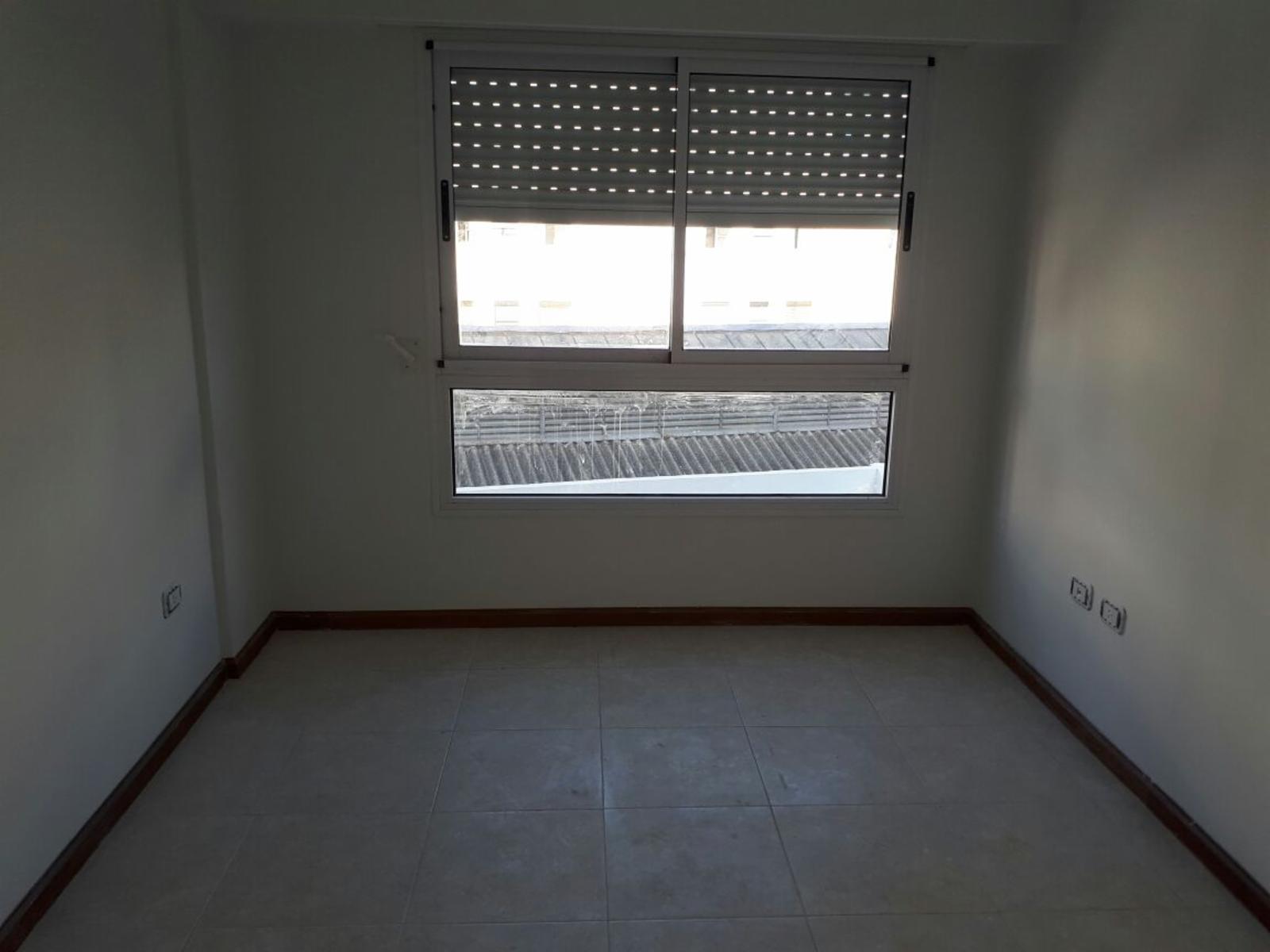Departamento a estrenar 1 dormitorio, zeballos 1900. Buena calidad, excelente zona. — foto 6