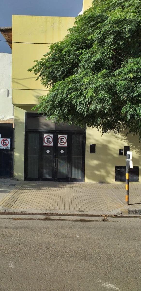 Excelente Casa muy amplia. Ubicacion inmejorable CIPOLLETTI — foto 4