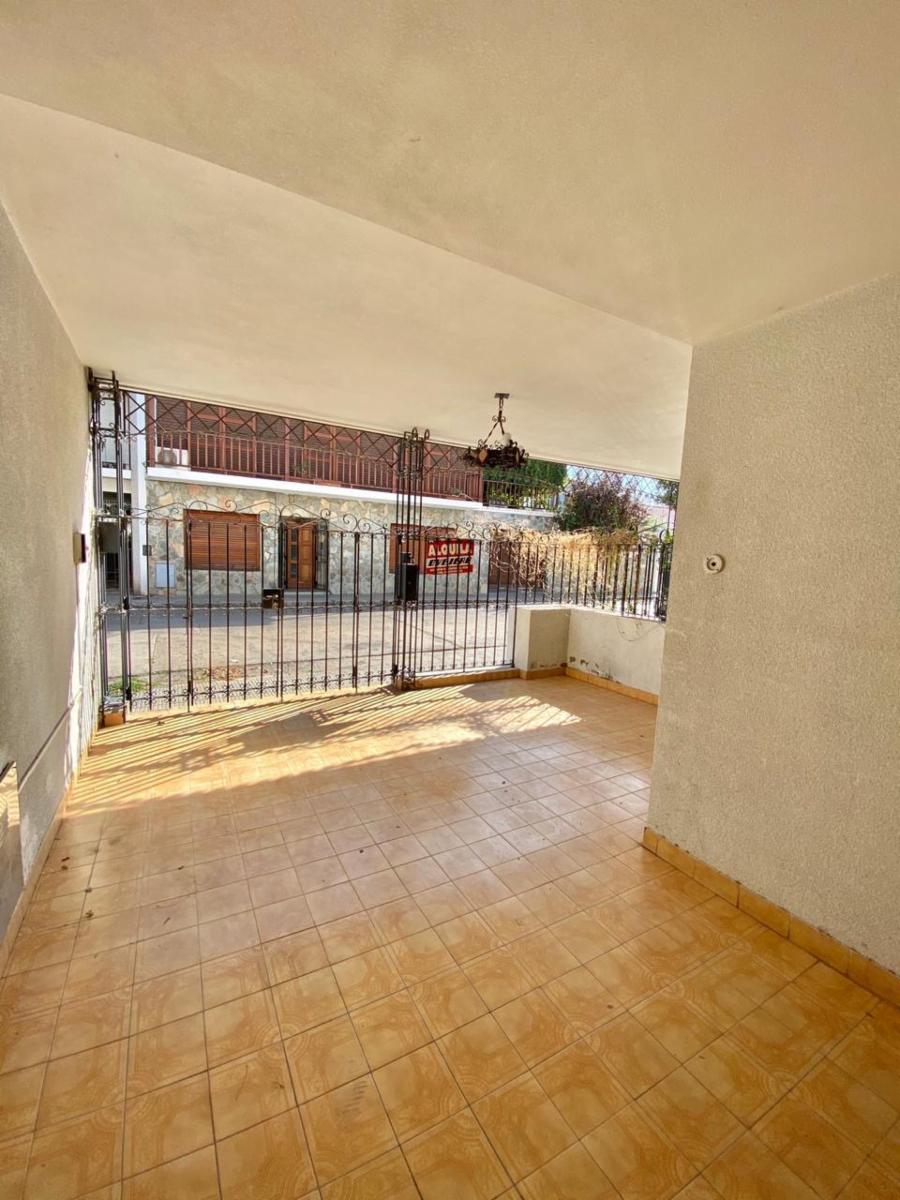 DUPLEX ZONA UNIVERSITARIA A METROS DE ALEM — foto 9
