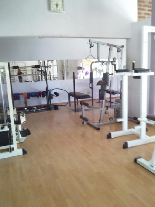 VENTA/ALQUILER. IMPORTANTE PROPIEDAD, APTO VARIOS RUBROS. - 11