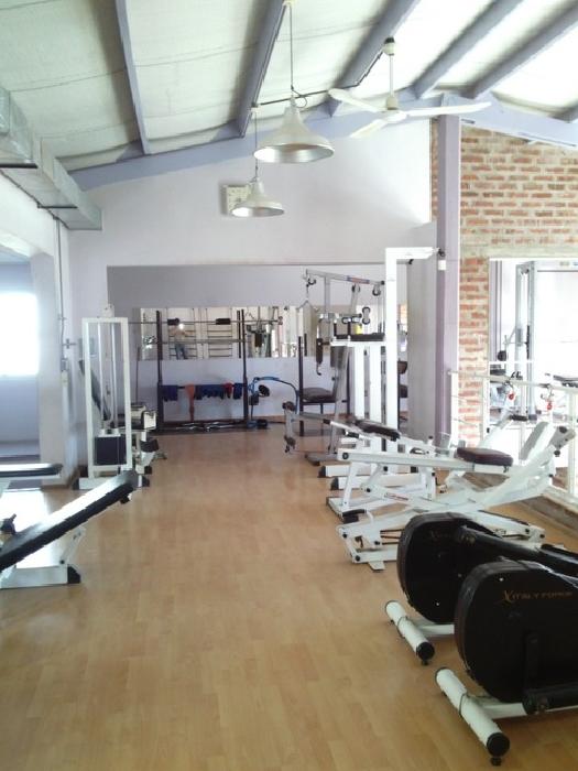 VENTA/ALQUILER. IMPORTANTE PROPIEDAD, APTO VARIOS RUBROS. - 19