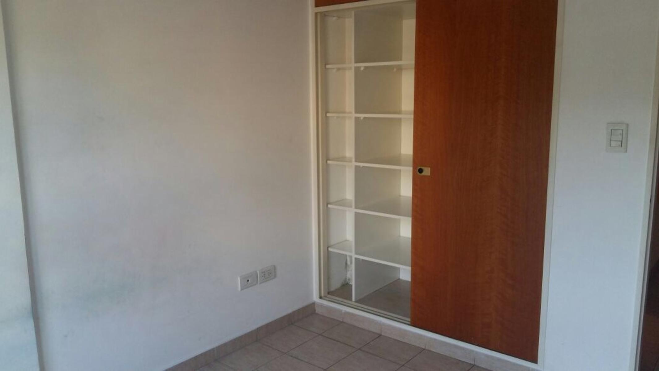 DEPARTAMENTO EN ALQUILER CON COCHERA– BANFIELD - 8