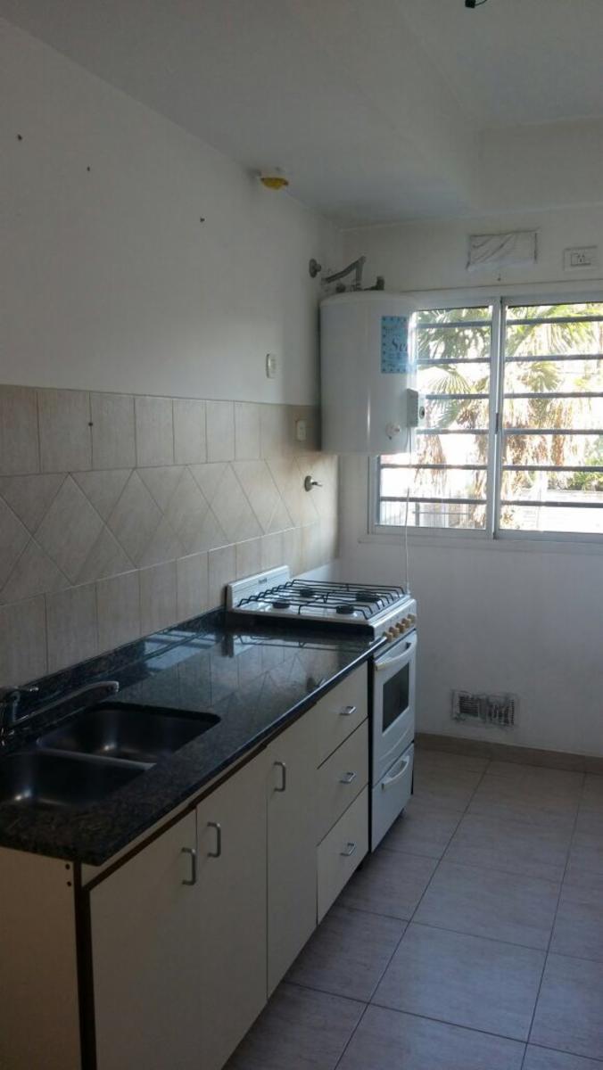 DEPARTAMENTO EN ALQUILER CON COCHERA– BANFIELD - 9