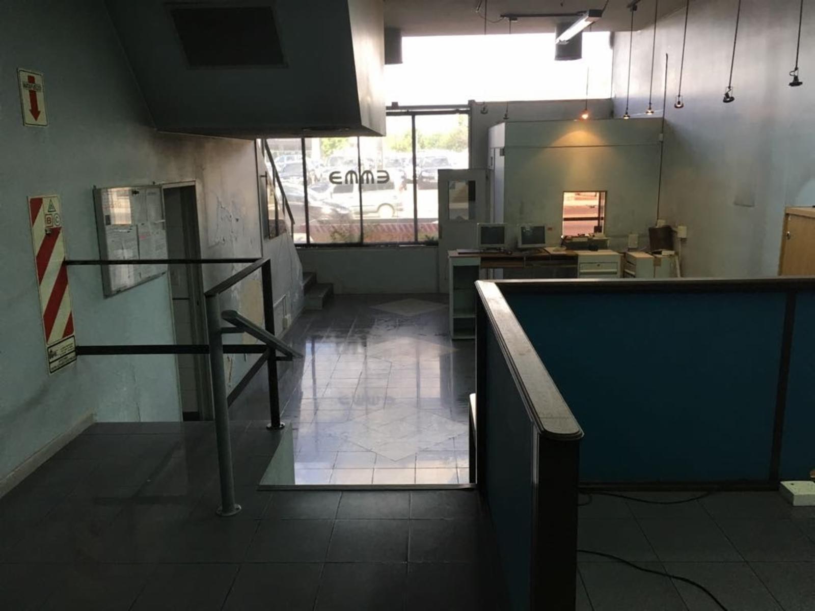 Nuevas pautas comerciales Excelente local en turdera - 7