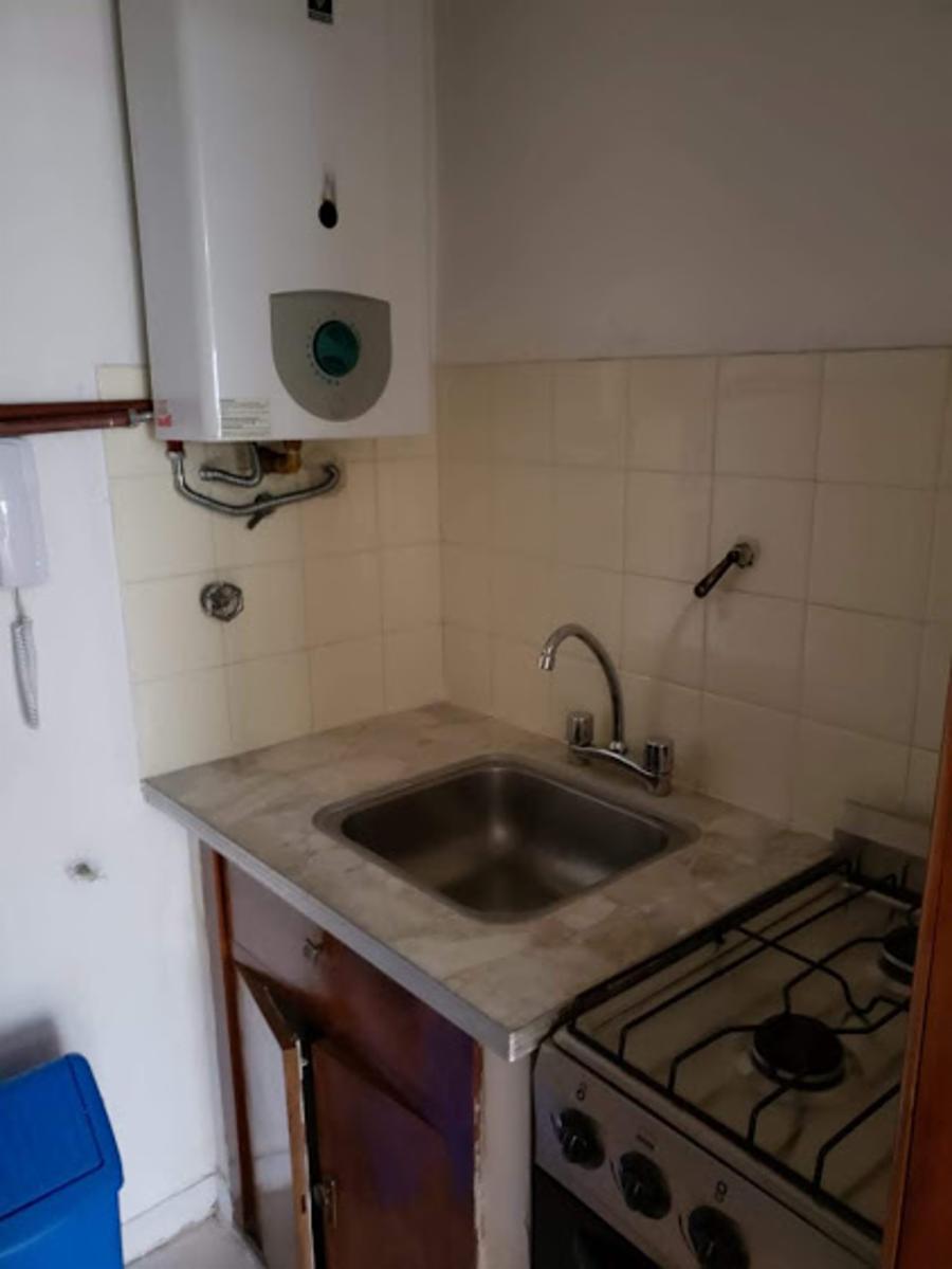 excelente monoambiente en el centro de lomas de zamora — foto 2