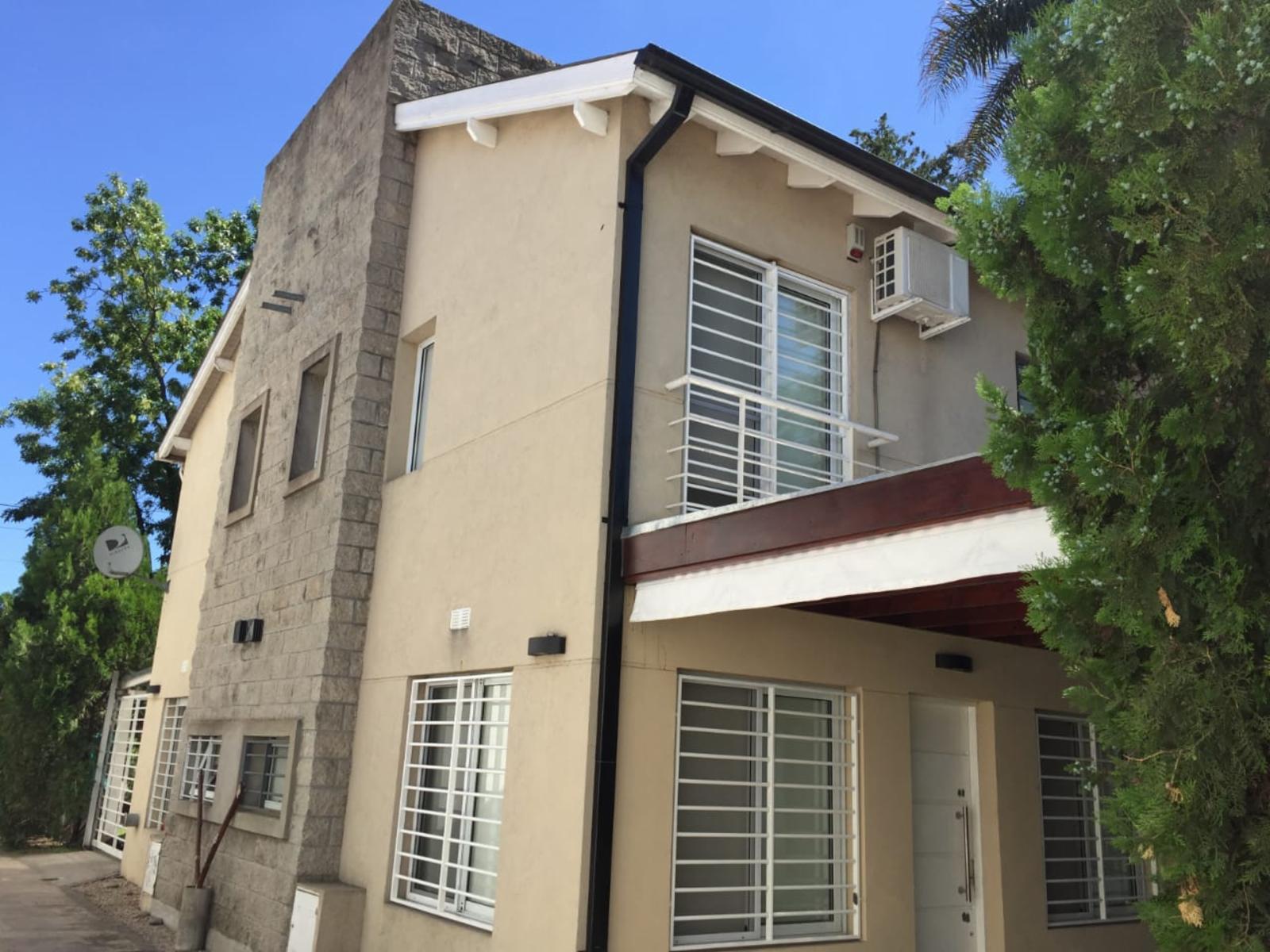Excelente duplex en Marmol