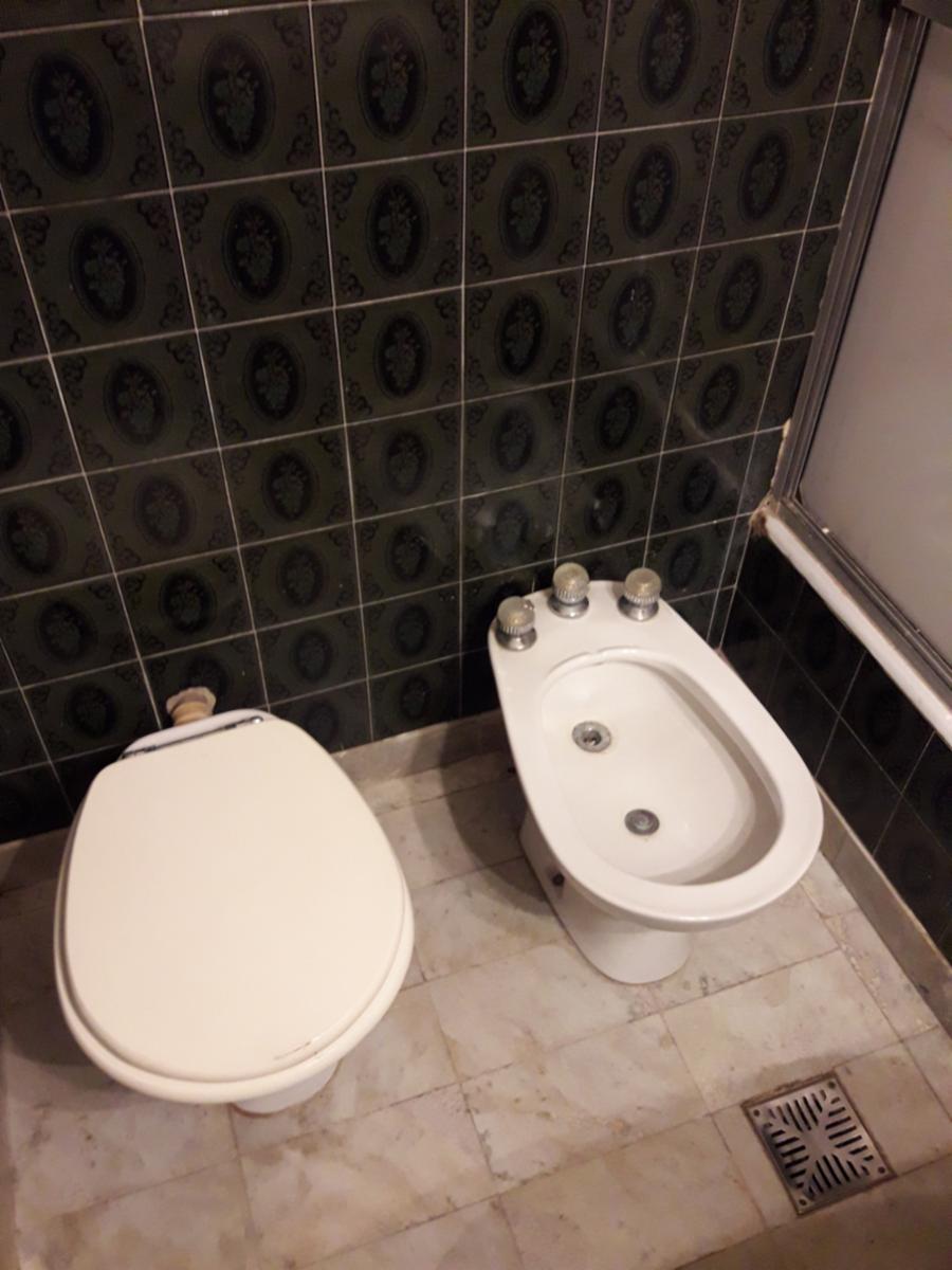 EXCELENTE CASA EN VENTA CON DOS DEPENDENCIAS — foto 8