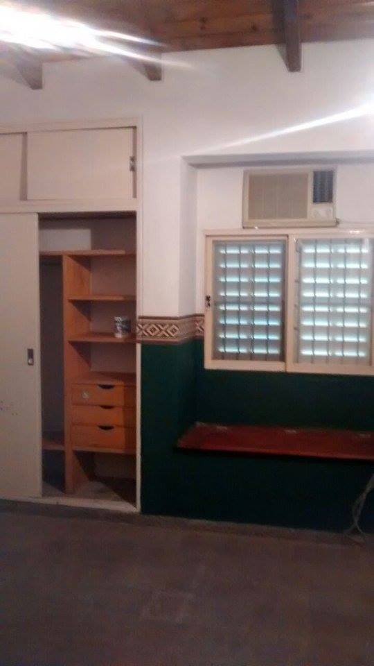 !!!ALQUILO CASA 4 DORM PARA JULIO Bº San Jose!!!
alquilo casa de 4 dorm , 3 baños , cochera , todos sus hambientes climatizados , exelente ubicacion en esquina sobre asfalto - 6