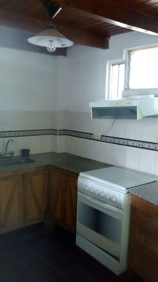 !!!ALQUILO CASA 4 DORM PARA JULIO Bº San Jose!!!
alquilo casa de 4 dorm , 3 baños , cochera , todos sus hambientes climatizados , exelente ubicacion en esquina sobre asfalto - 20