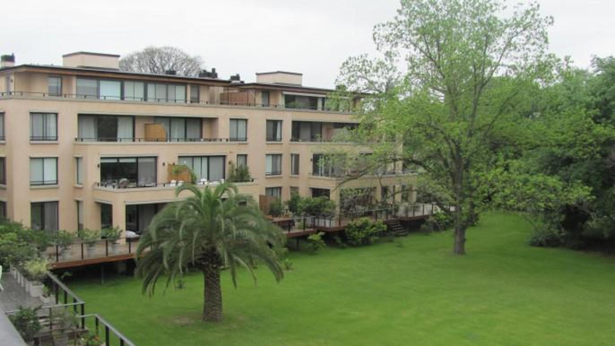 Excelente departamento en Complejo Los Robles Village - Tigre.