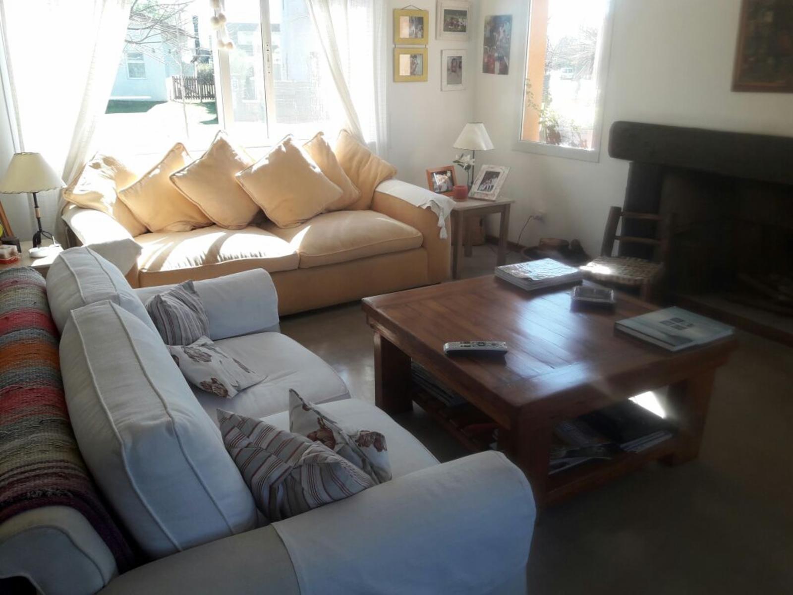 Casa en el Barrio San Isidro Labrador. — foto 8