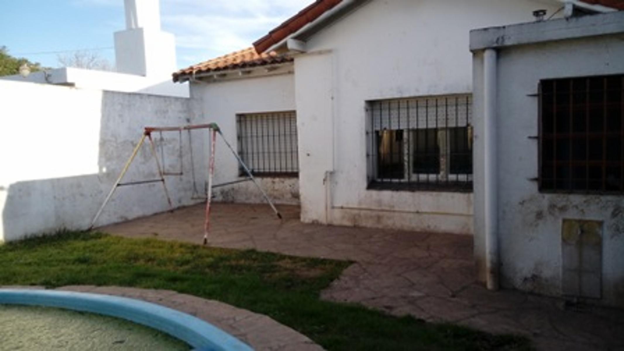 Chalet clásico en Ituzaingó Norte. Escucho ofertas — foto 15