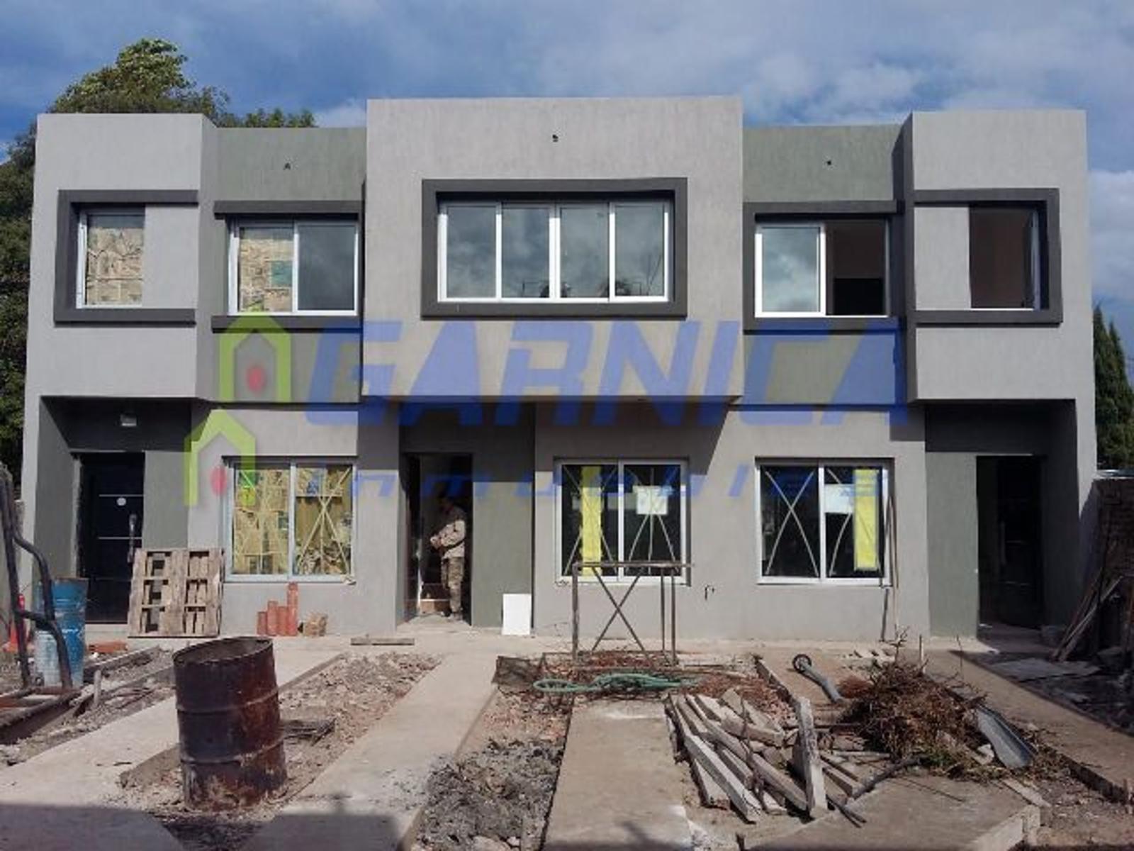 Dúplex tres ambientes Ituzaingó norte — foto 2