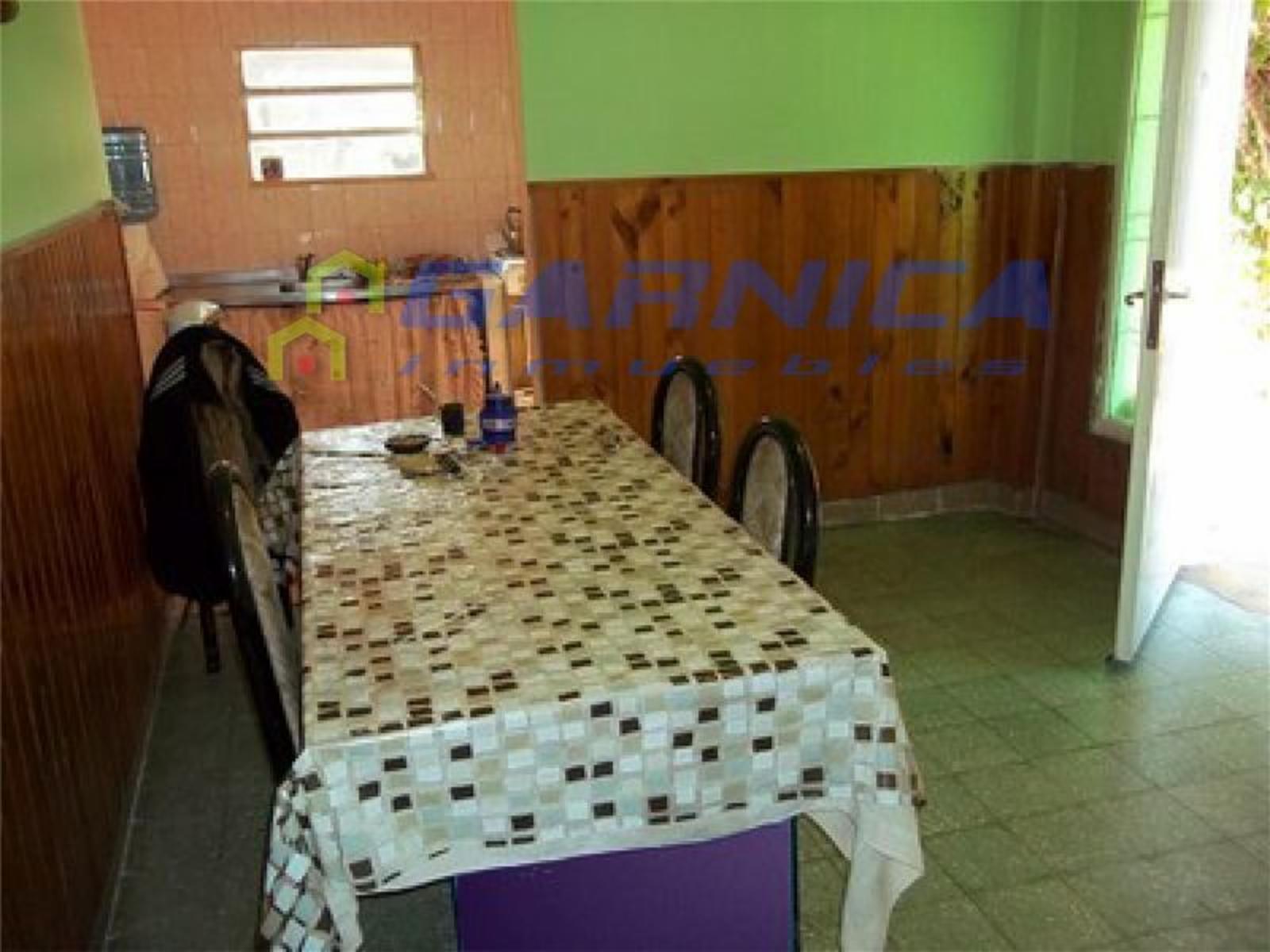 CASA CON TRES DORM- COCHERA - FDO LIBRE APTA CREDITO — foto 5