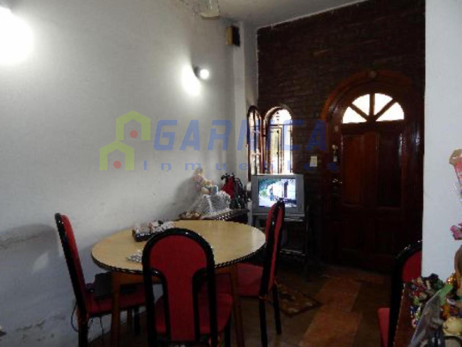 PH EXCELENTE UBICACIÓN ITUZAINGÓ NORTE