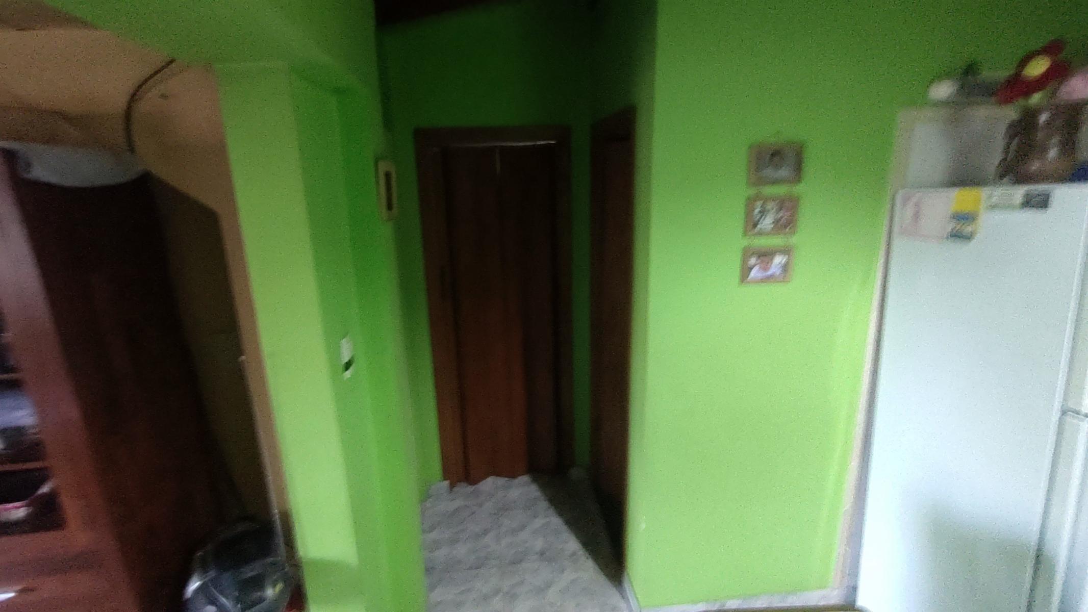Casa 3 dormitoros mas estudio pequeño C/garage 2 autos y patio — foto 6