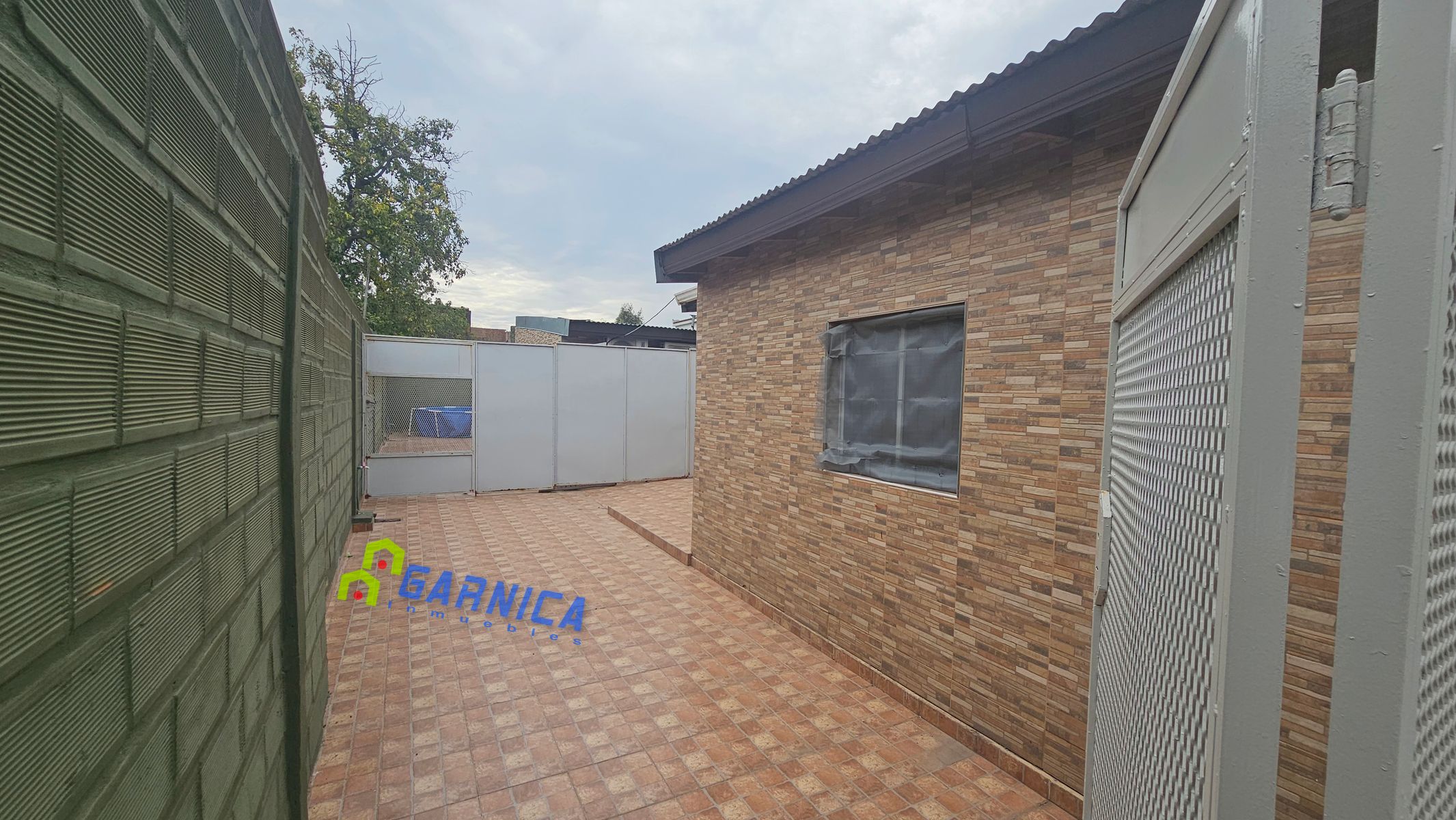 Alquiler PH 3 ambientes con patio compartido en Caseros - 2