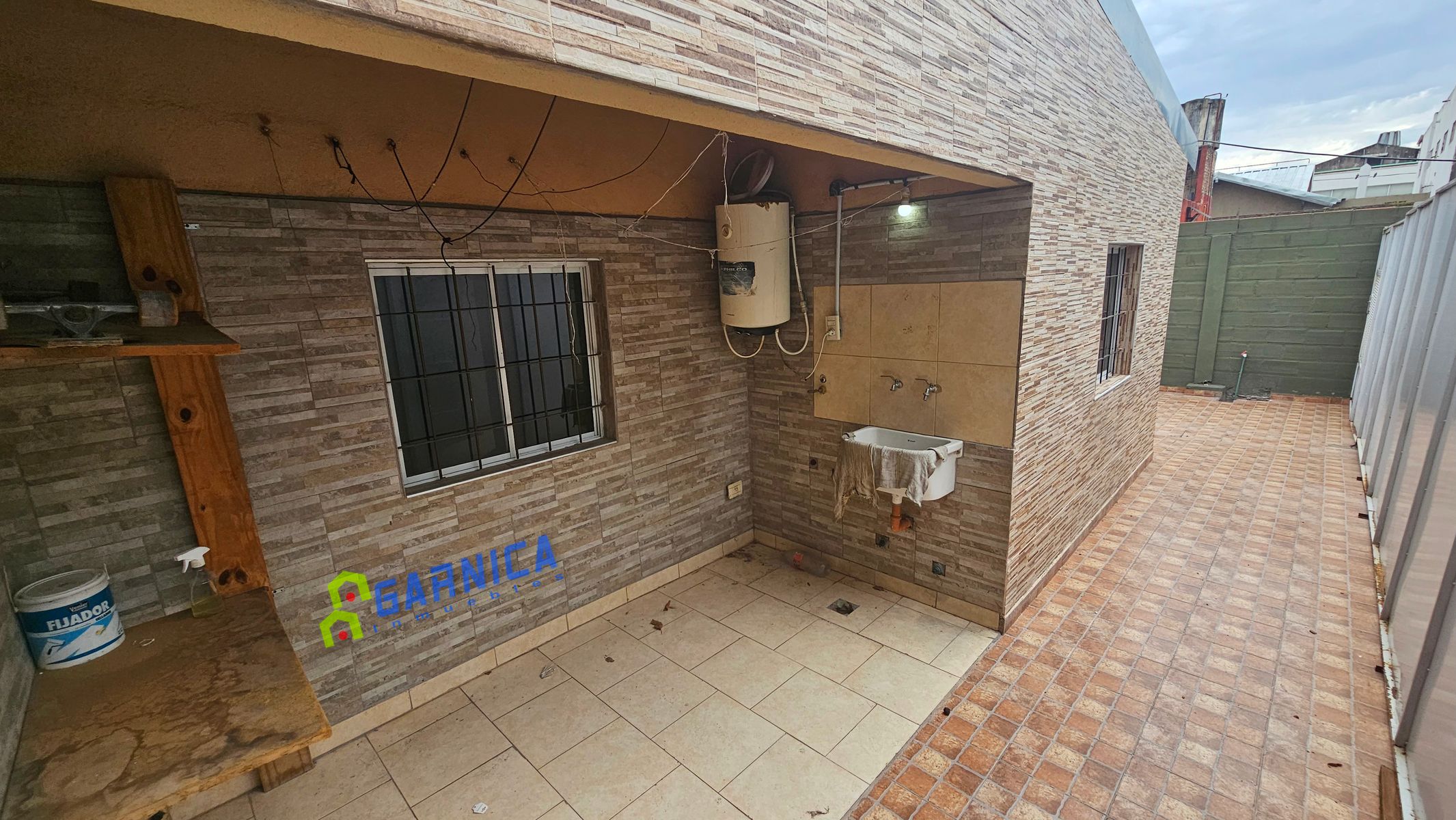 Alquiler PH 3 ambientes con patio compartido en Caseros - 4