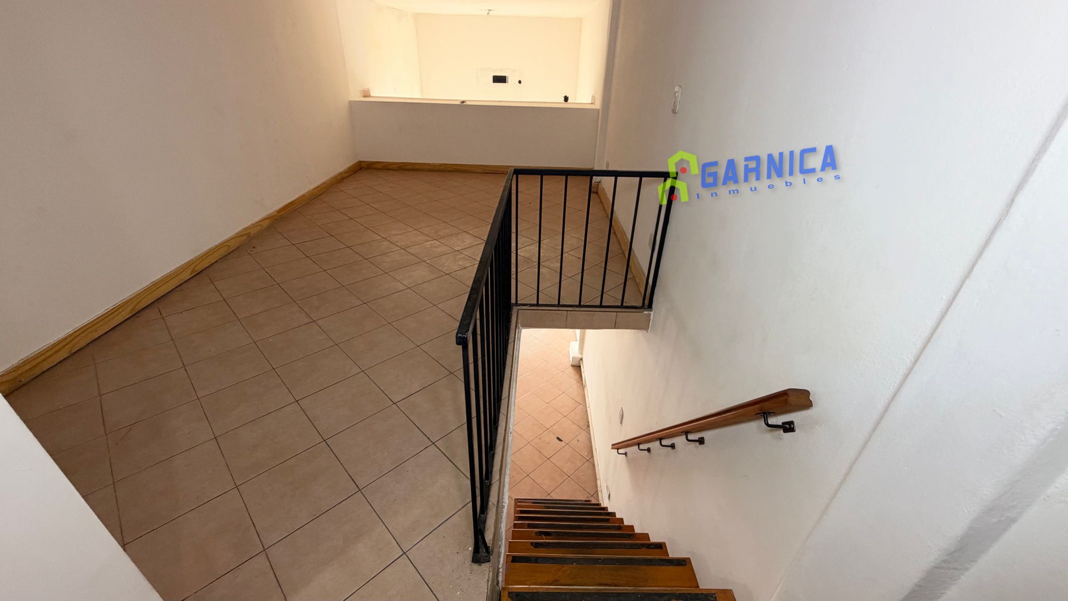 Local con entrepiso en venta en Morón - 3