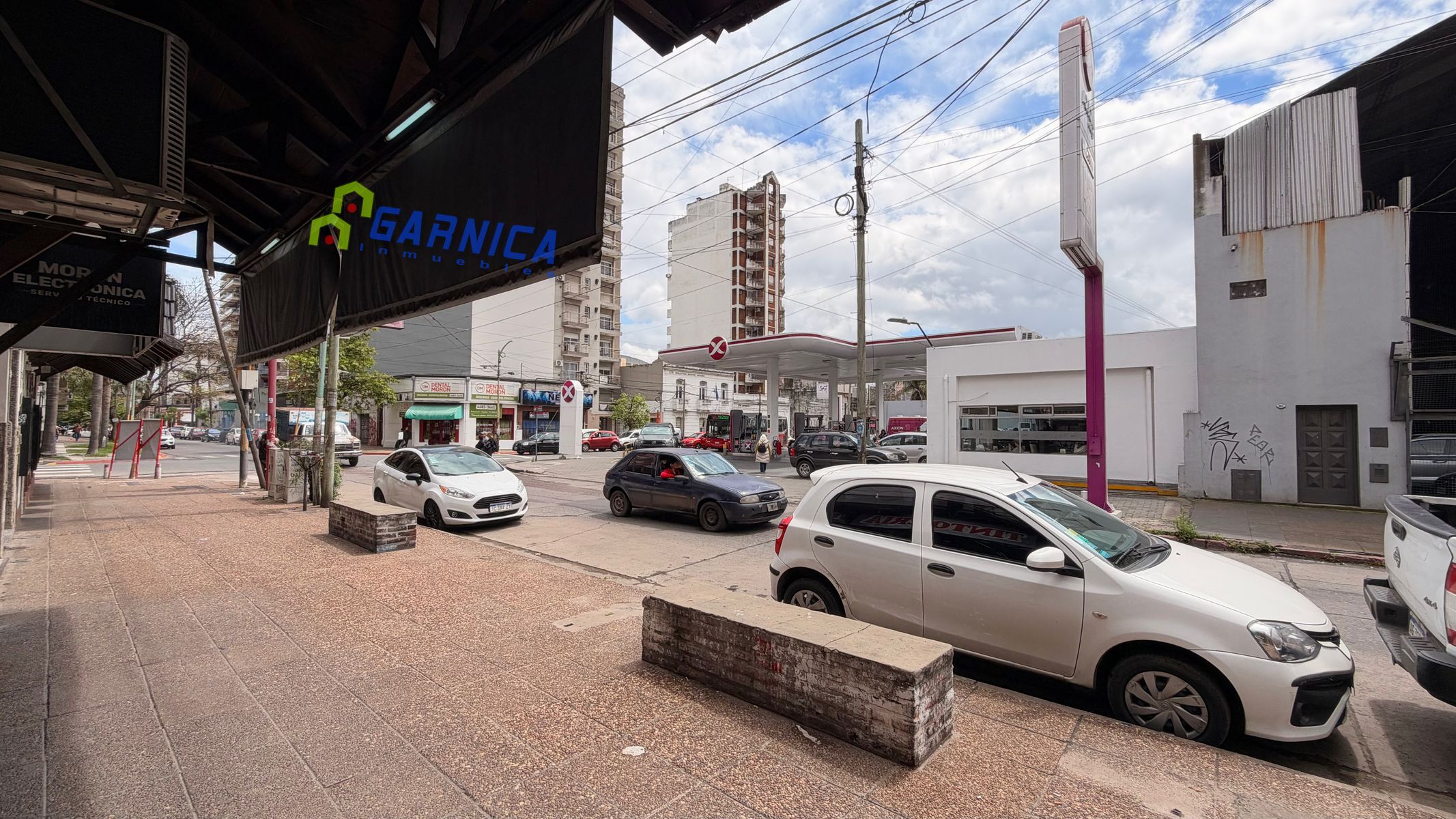 Local con entrepiso en venta en Morón - 8