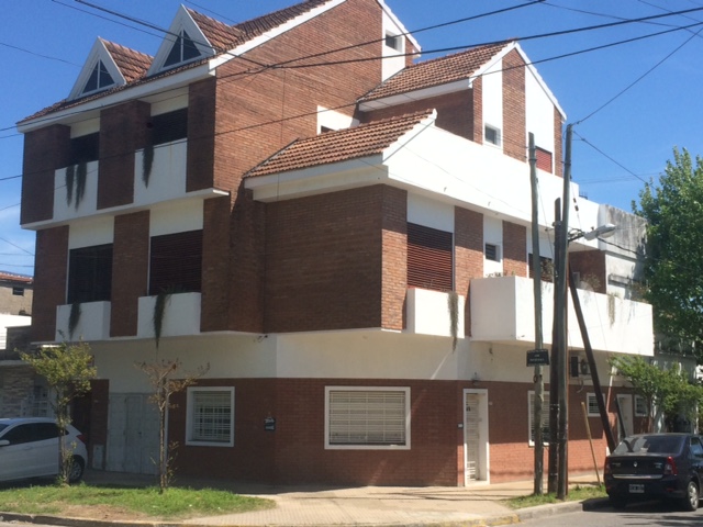 Importante casa de 260 m2, Quilmes Oeste. — foto 6