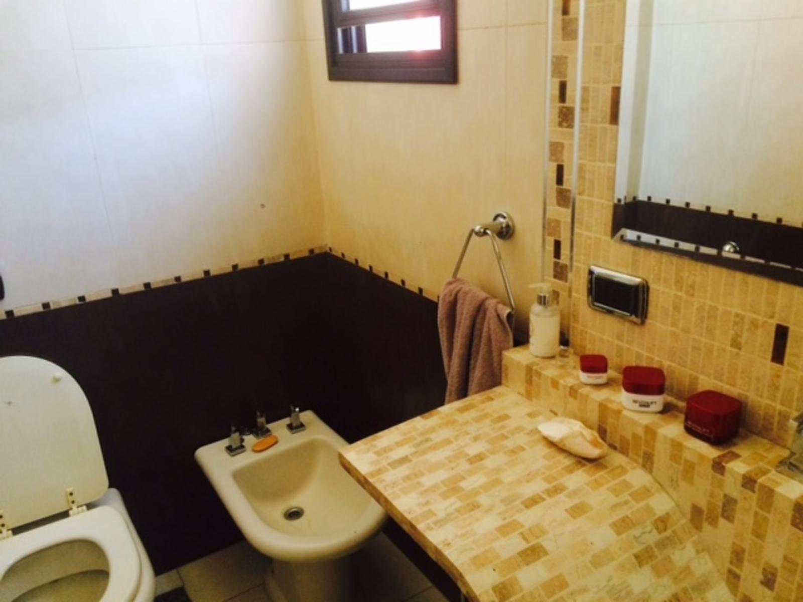 Lujosa casa en Quilmes Residencial Centro — foto 11
