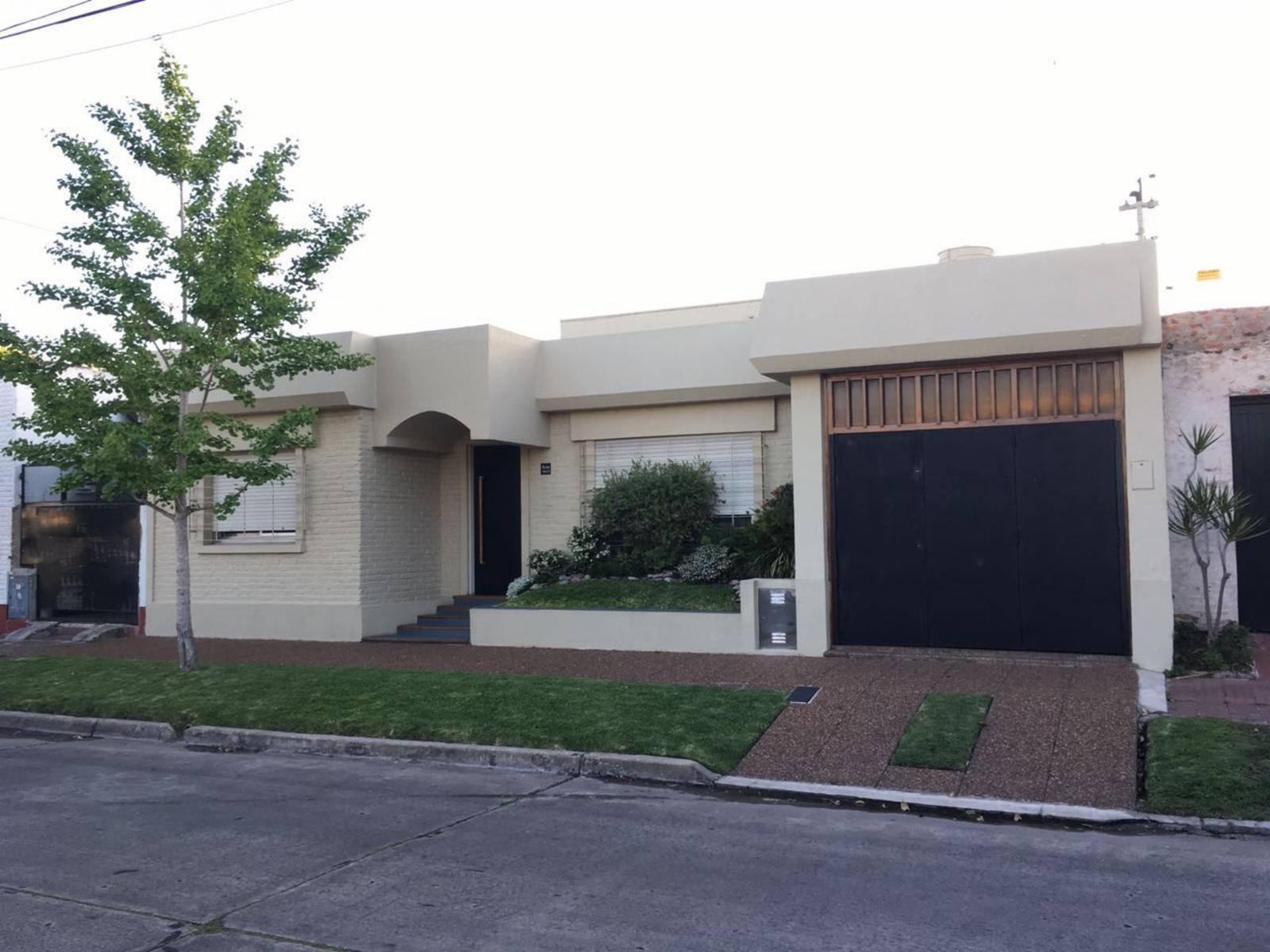 Casa 3 ambientes con garage en Quilmes Este — foto 3