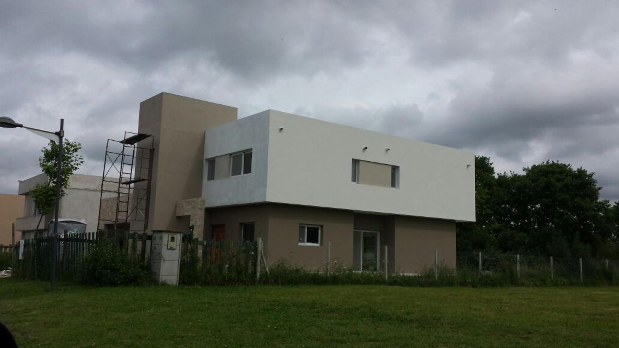 Casa de 4 ambientes, Barrio cerrado Fincas III, Hudson — foto 3